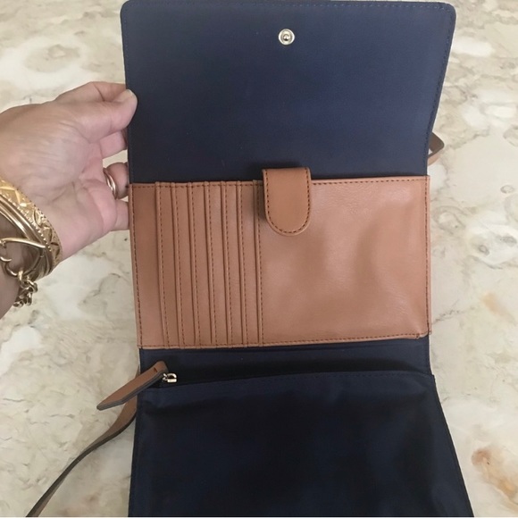 Tommy Hilfiger Cross Body Wallet/Bag - Picture 5 of 6